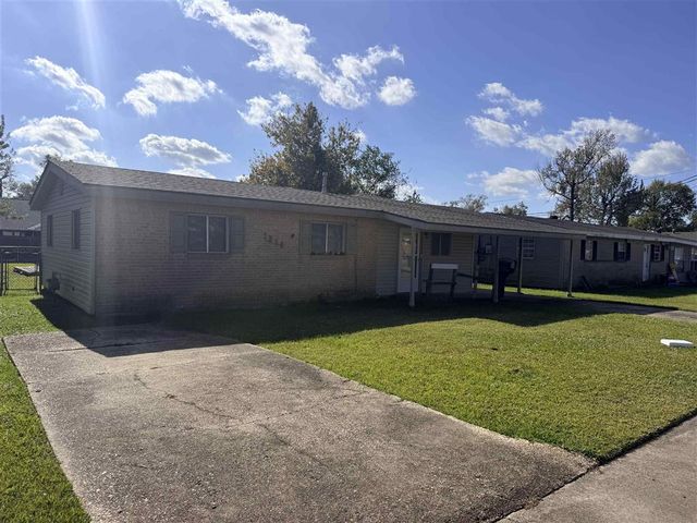 1214 Georgia Street, Sulphur, LA 70663