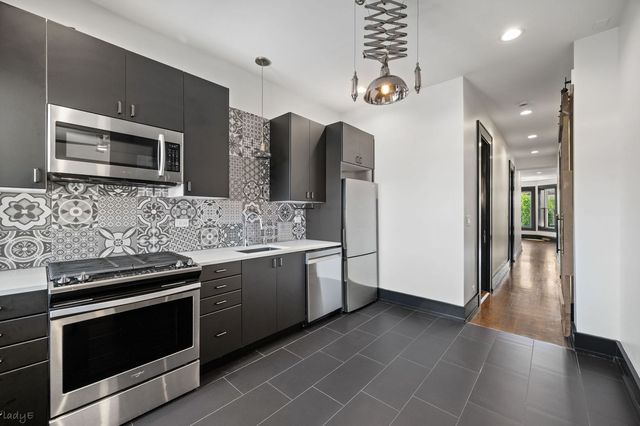 3513 N Sheffield Street 3, Chicago, IL 60657