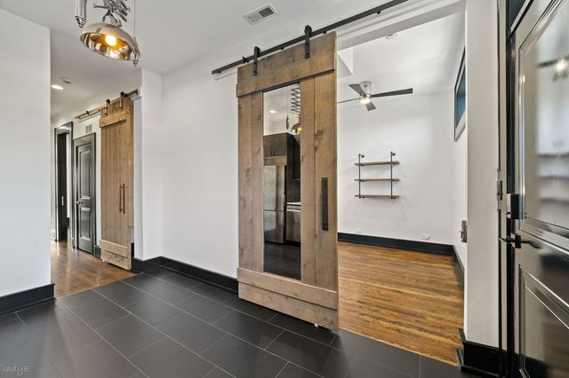 3513 N Sheffield Street 3, Chicago, IL 60657