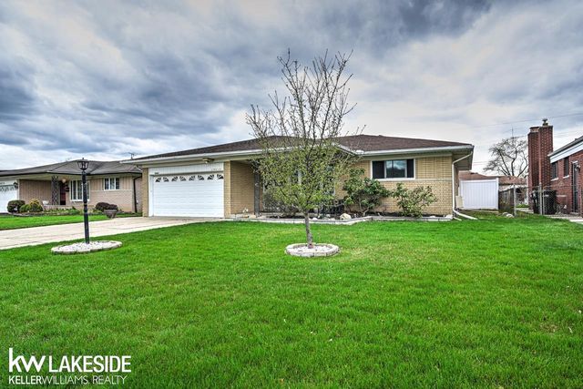 33647 Mina Drive, Sterling Heights, MI 48312