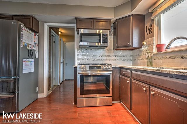 33647 Mina Drive, Sterling Heights, MI 48312