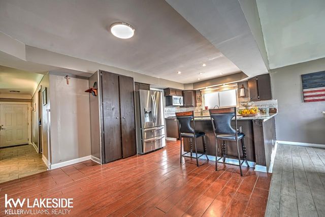 33647 Mina Drive, Sterling Heights, MI 48312