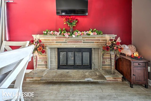 33647 Mina Drive, Sterling Heights, MI 48312