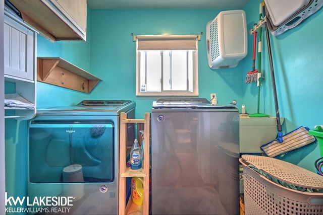 33647 Mina Drive, Sterling Heights, MI 48312