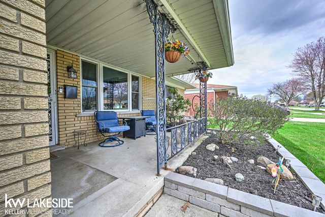 33647 Mina Drive, Sterling Heights, MI 48312