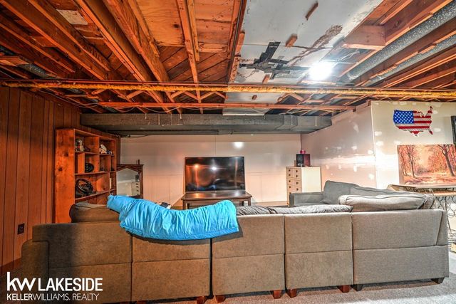 33647 Mina Drive, Sterling Heights, MI 48312