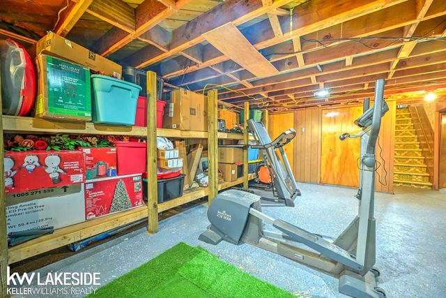 33647 Mina Drive, Sterling Heights, MI 48312