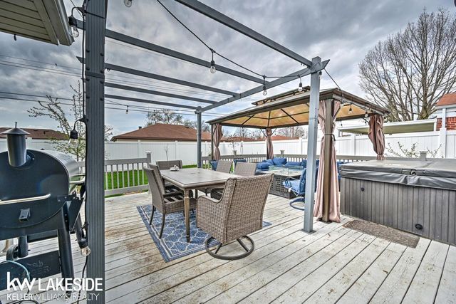 33647 Mina Drive, Sterling Heights, MI 48312