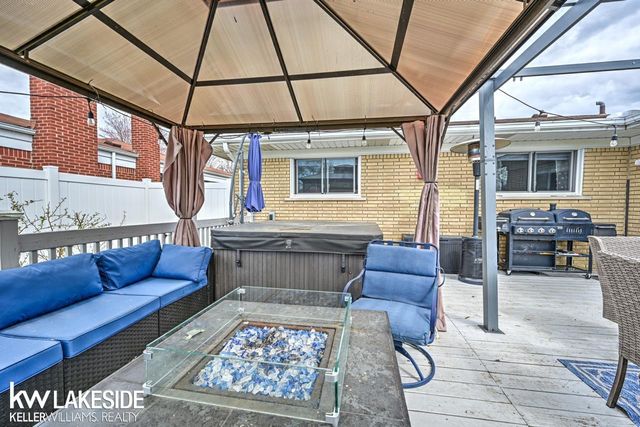 33647 Mina Drive, Sterling Heights, MI 48312