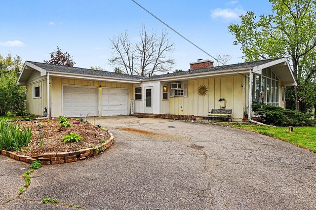 21308 Waubascon Road, Battle Creek, MI 49017