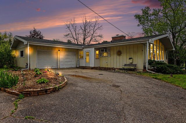21308 Waubascon Road, Battle Creek, MI 49017