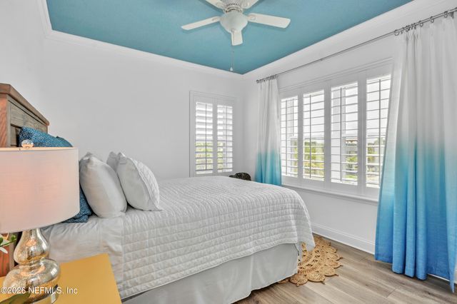 922 1ST Street S 302, Jacksonville Beach, FL 32250