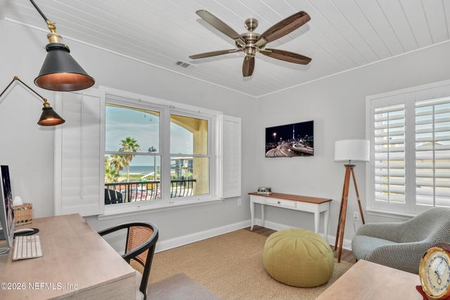 922 1ST Street S 302, Jacksonville Beach, FL 32250