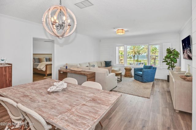 922 1ST Street S 302, Jacksonville Beach, FL 32250