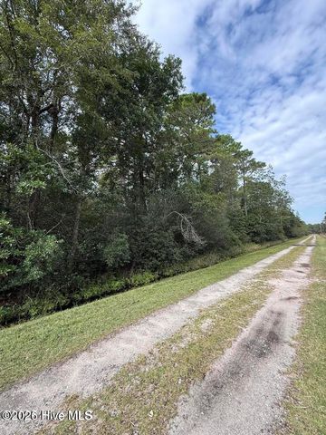 Lot 7 Maple Road, Southport, NC 28461