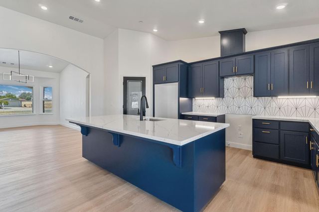 21035 Forest Glen Road, Madera, CA 93638
