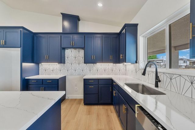 21035 Forest Glen Road, Madera, CA 93638