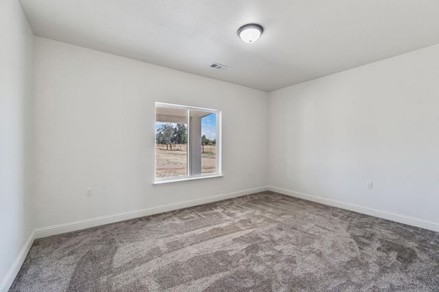 21035 Forest Glen Road, Madera, CA 93638