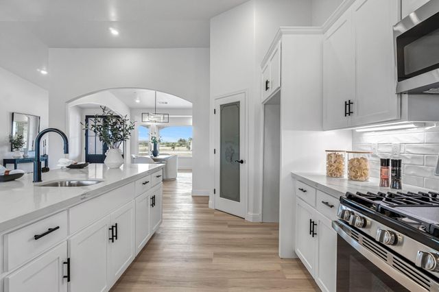 21035 Forest Glen Road, Madera, CA 93638