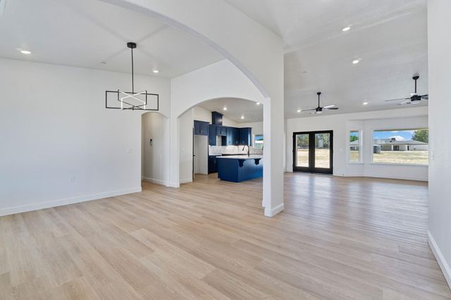 21035 Forest Glen Road, Madera, CA 93638