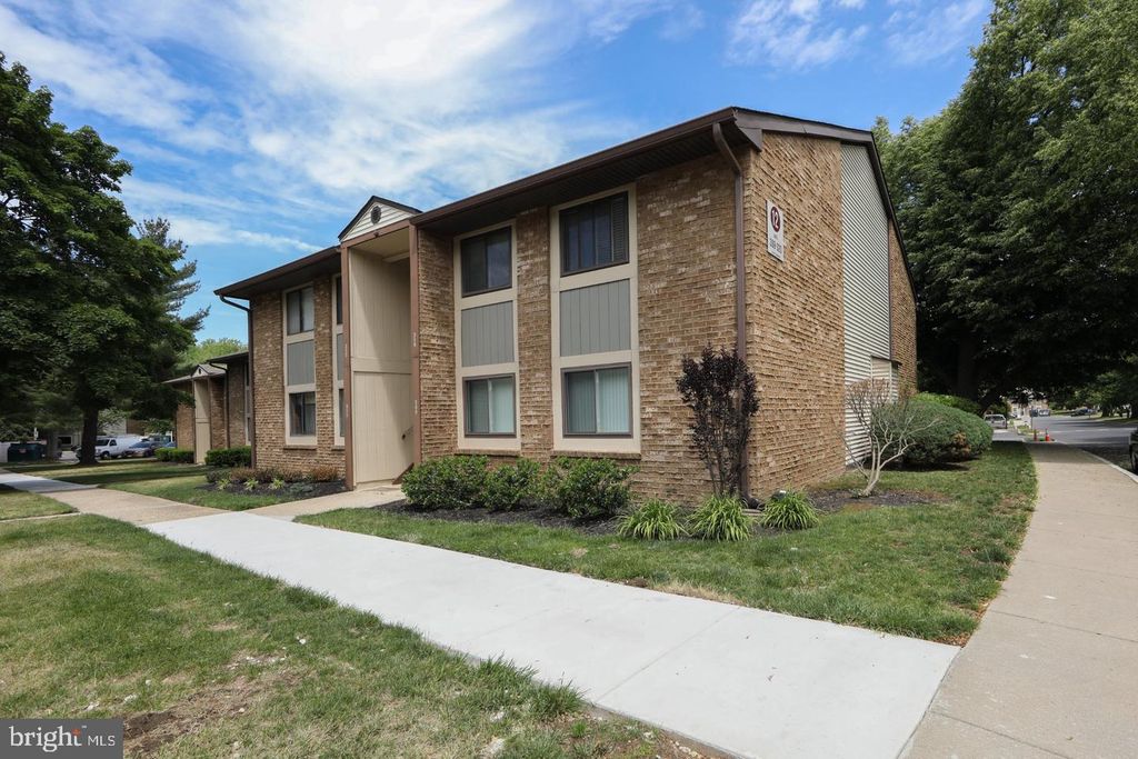 115 E KINGS HWY ##310, MAPLE SHADE, NJ 08052 — photo 3