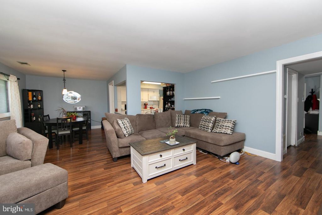 115 E KINGS HWY ##310, MAPLE SHADE, NJ 08052 — photo 4