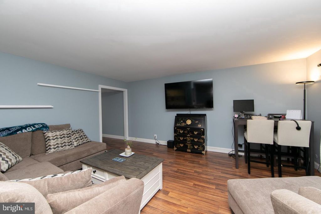 115 E KINGS HWY ##310, MAPLE SHADE, NJ 08052 — photo 5