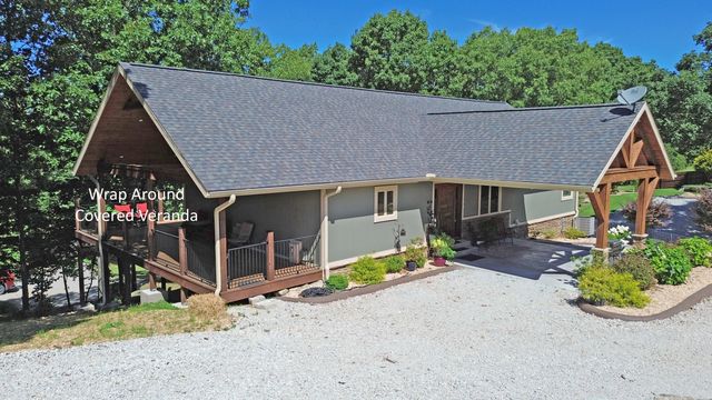 233 Sidehill Drive, Ridgedale, MO 65739