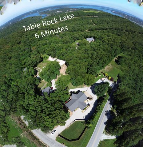 233 Sidehill Drive, Ridgedale, MO 65739