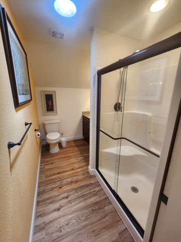 233 Sidehill Drive, Ridgedale, MO 65739