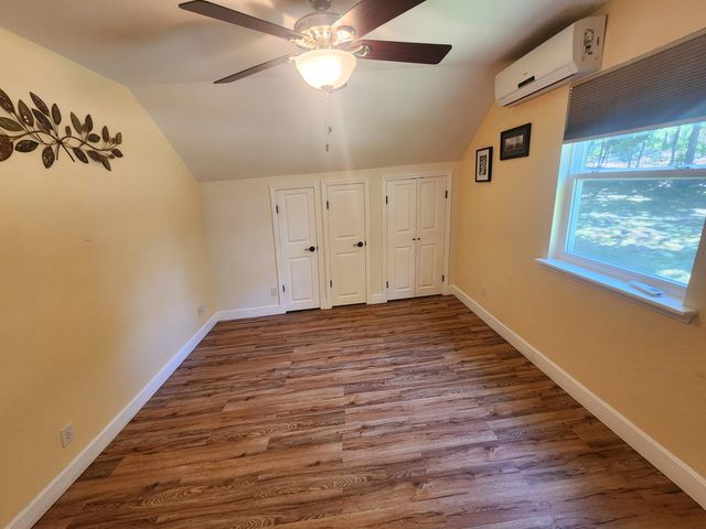 233 Sidehill Drive, Ridgedale, MO 65739