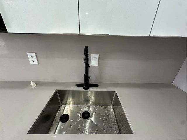 9061 Sunrise Lakes Blvd 212, Sunrise, FL 33322