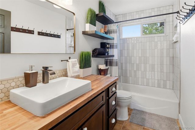 9177 W Rockland Place, Littleton, CO 80128