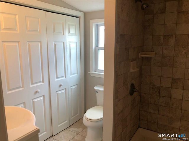 34 Inverness Lane, Middletown, CT 06457