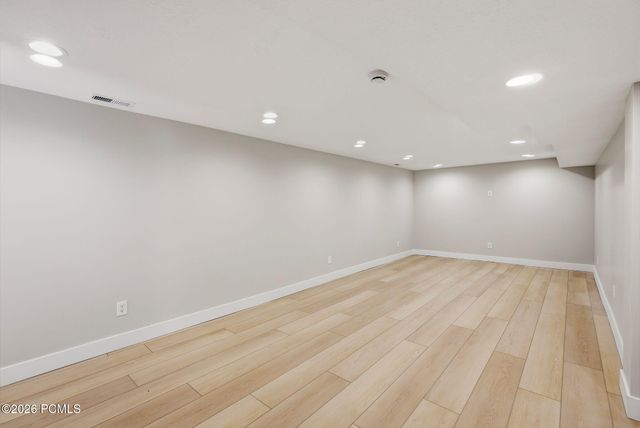 6121 S 520 East, Murray, UT 84107