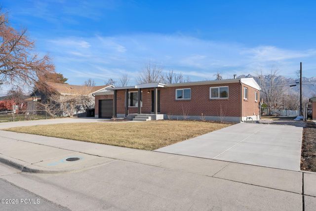 6121 S 520 East, Murray, UT 84107