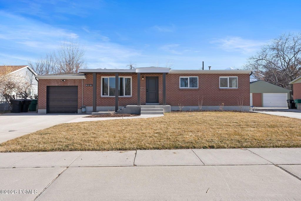 6121 S 520 East, Murray, UT 84107