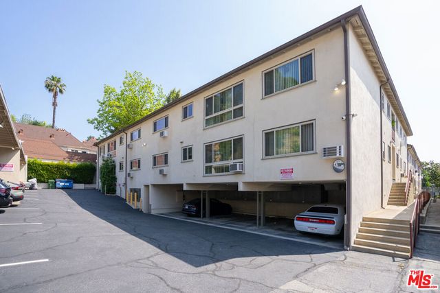 1633 N Laurel Avenue, Los Angeles, CA 90046