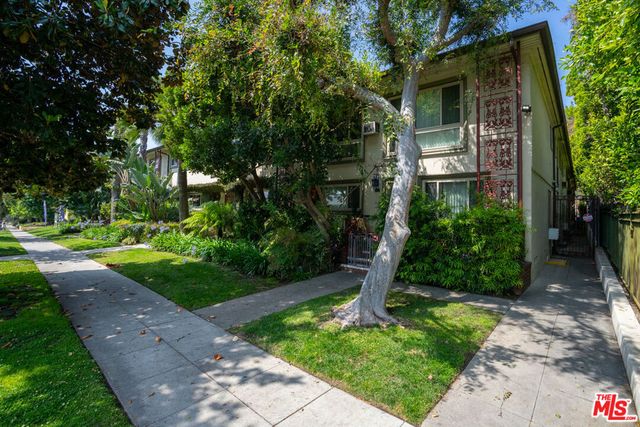 1633 N Laurel Avenue, Los Angeles, CA 90046