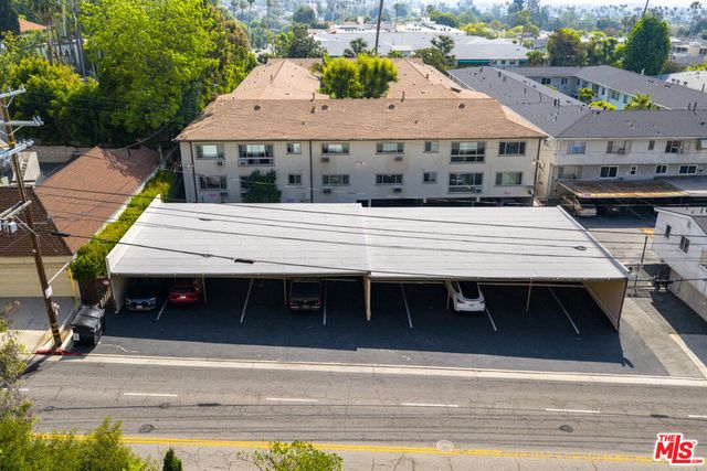 1633 N Laurel Avenue, Los Angeles, CA 90046