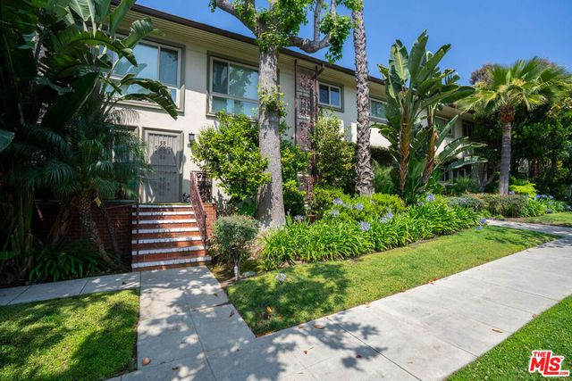 1633 N Laurel Avenue, Los Angeles, CA 90046