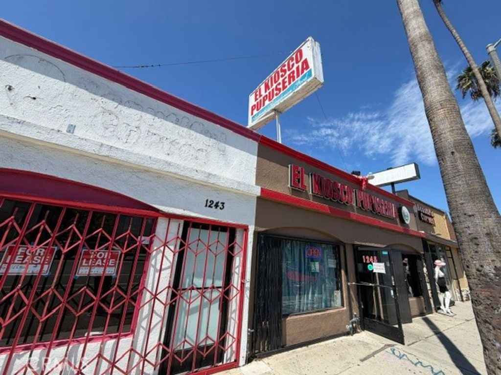 1243 N Avalon Boulevard, Los Angeles, CA 90744 — photo 2