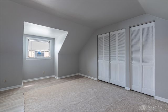 521 Oakview Drive, Dayton, OH 45429