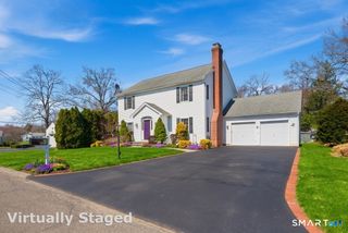 5 Arrowhead Road, Trumbull, CT 06611