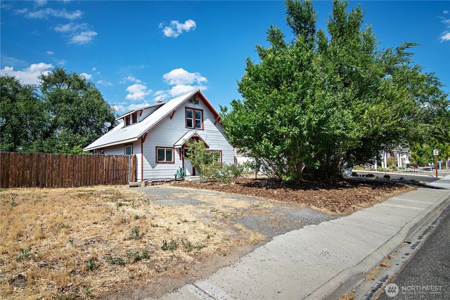 307 W 14th Avenue, Ellensburg, WA 98926