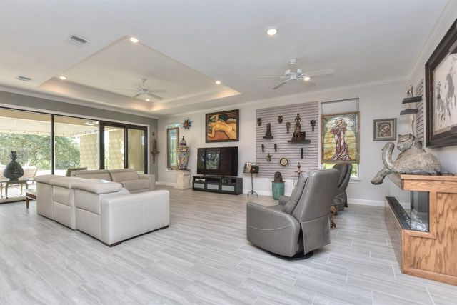 400 Iron Rail LN, Georgetown, TX 78633