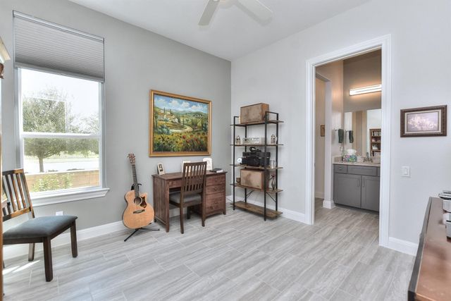 400 Iron Rail LN, Georgetown, TX 78633