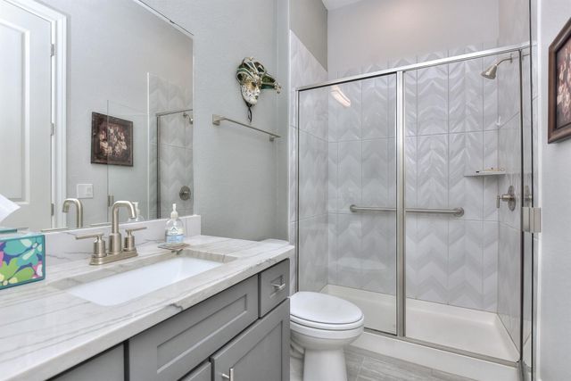 400 Iron Rail LN, Georgetown, TX 78633