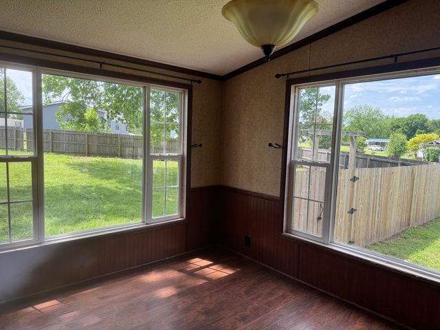 61999 E 264 Lane, Grove, OK 74344