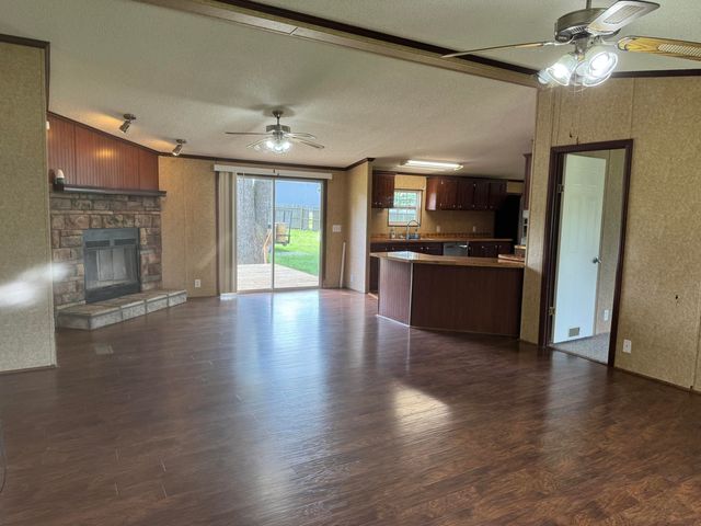 61999 E 264 Lane, Grove, OK 74344